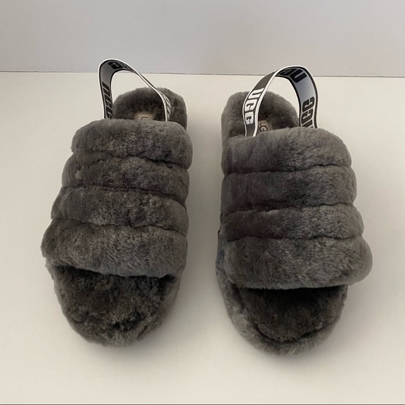 UGG Fluff Yeah Slides Charcoal Grey 7 RETAIL $100 - Picture 3 of 16